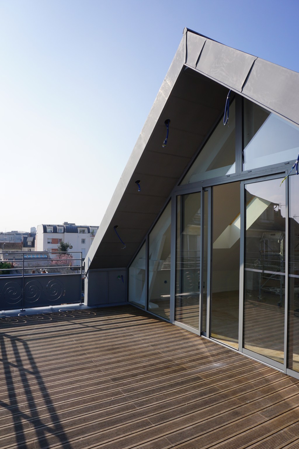 SURELEVATION GS –&nbsp;TOURS